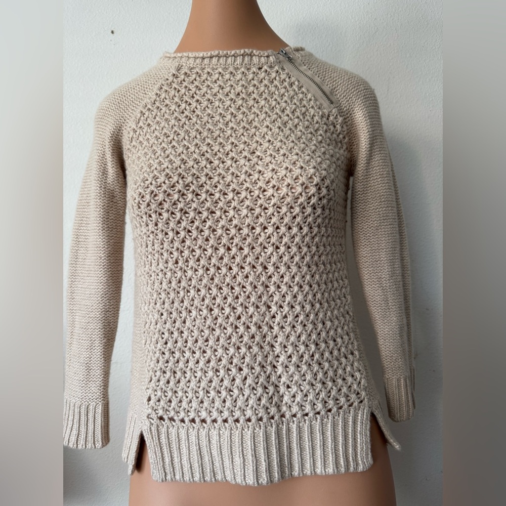 ❤️ANN TAYLOR Loft Petites Women's Beige Sweater Size XSP 3 For $15